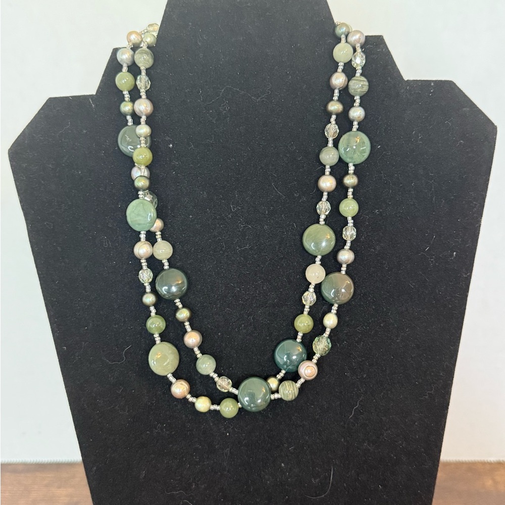 Elegant Green Agate Beaded Necklace